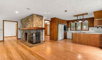 75 Olde Lantern Rd, Bedford, NH 03110