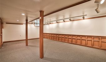 831 Robin Rd, Amherst, NY 14228