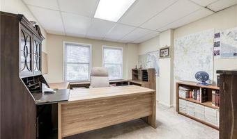 558 Auburn Rd, Auburn, GA 30011