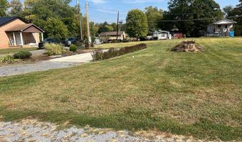 142 WASHINGTON St, Alderson, WV 24910