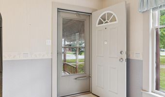 131 Moyer Ave, Alma, MI 48801