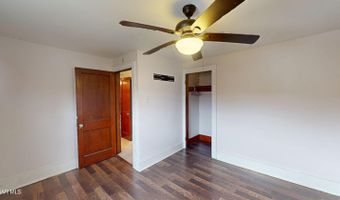 202 Bell Ave, Altoona, PA 16602