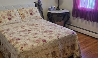 11 Coes St, North Providence, RI 02904