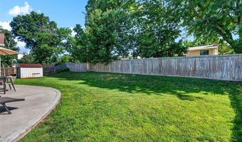 375 Novara Dr, Ballwin, MO 63021