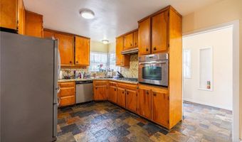 601 S Pearl Ave, Compton, CA 90221