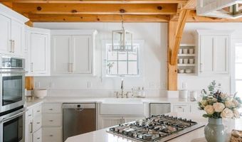 24 Dew Point Ln, Center Harbor, NH 03226