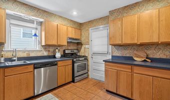 60 Clermont St, Albany, NY 12203