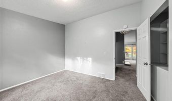 4373 Arden View Ct, Arden Hills, MN 55112