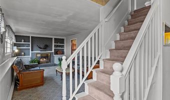 149 Sunrise Dr, Bristol, RI 02809