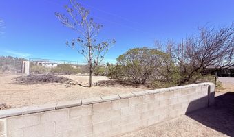 1113 Skyline Dr, Elephant Butte, NM 87935
