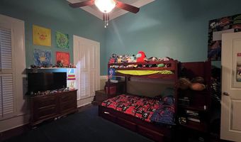 201 Eighth St, Adel, GA 31620