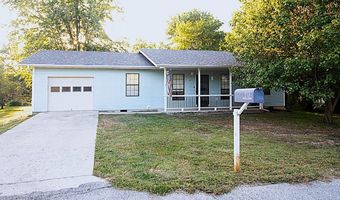 913 Nichols St, Ava, MO 65608