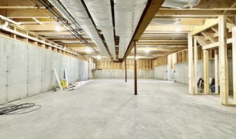 5 Day St, Billerica, MA 01821