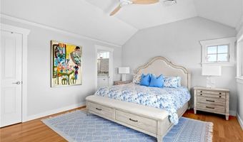 115 Beavertail Rd, Jamestown, RI 02835