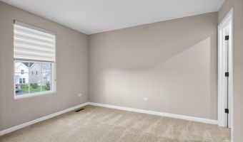 441 Alpine Dr, Algonquin, IL 60102