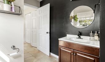 226 Hallock Dr, Abingdon, VA 24210