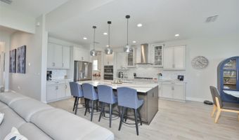 5379 EVERLONG Dr, Apollo Beach, FL 33572