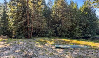 7097 Fickle Hill Rd, Arcata, CA 95521