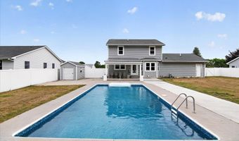 2066 Friar Tuck Cir, Adrian, MI 49221