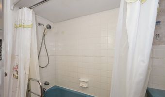 312 S Park Ave, Aurora, MO 65605