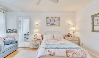 141 Englewood Ave 23, Boston, MA 02135