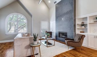 4141 Towne Green Cir, Addison, TX 75001
