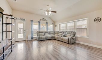 102 Cimmaron Ct, Alvarado, TX 76009