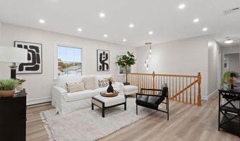 23 Pomona Dr, Barnegat, NJ 08005