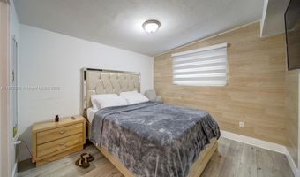1070 NW 132nd St, North Miami, FL 33168