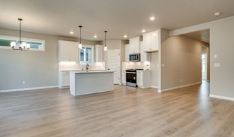 742 NW 28TH St, Battle Ground, WA 98604