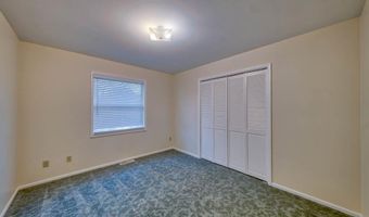 925 River View Dr, Cody, WY 82414