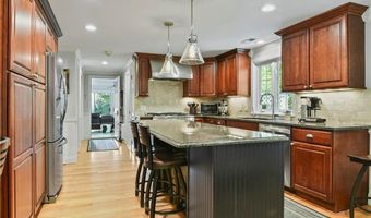 91 Cindyann Dr, East Greenwich, RI 02818