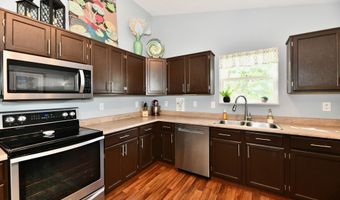 10173 Stillwell Dr, Avon, IN 46123