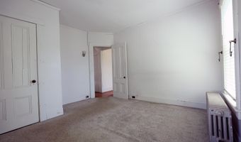 3 Grand St, Augusta, ME 04330