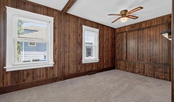 30 W Park Ave, Avenel, NJ 07001