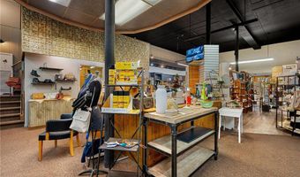 417 N Main St, Austin, MN 55912