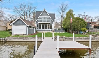 1539 Lowe Dr, Algonquin, IL 60102