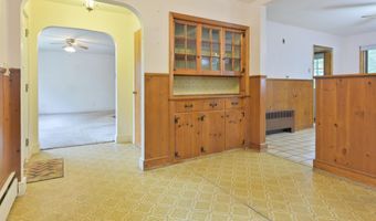 55 Epping St, Raymond, NH 03077