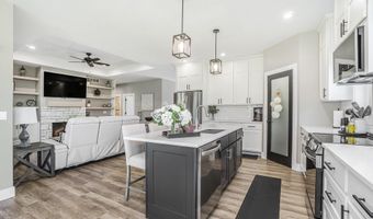 1709 Westview Dr, Allegan, MI 49010