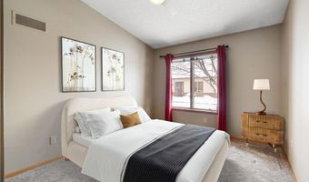 400 Oakland Pl NE 9, Austin, MN 55912