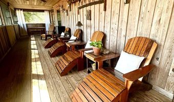 1651 Linden Rd, Apalachicola, FL 32320