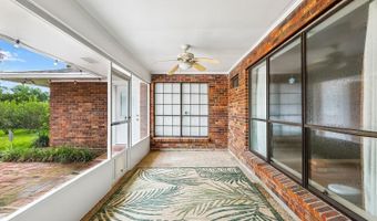 927 Bourbon Ave, Baton Rouge, LA 70808