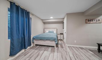 1392 S Duquesne Cir, Aurora, CO 80018