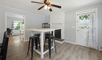 34 Foxhill Ave, Bristol, RI 02809