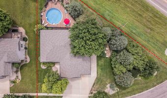 512 S Country Club Ave, Brandon, SD 57005