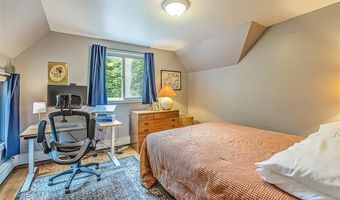 803 Jones Dr, Ann Arbor, MI 48105