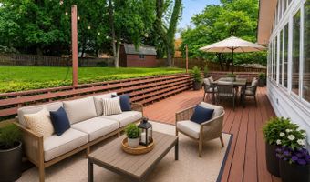 6035 CHATSWORTH Ln, Bethesda, MD 20814