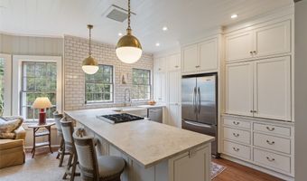 81 Wyanoak Rd, Highlands, NC 28741