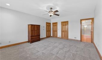 15526 Evans Rd, Basehor, KS 66007