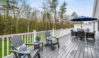 28 Blackstone Dr, Raymond, NH 03077